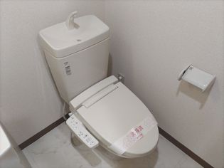 ツインクレスト童夢Ⅰの★おしり快適!温水洗浄便座★