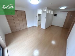 西部ハイツ平和公園の居室・リビング