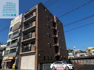 ルネス・ヨコタの画像