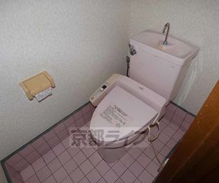 葛城マンションのトイレです。