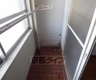 葛城マンションのバルコニーです。