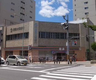セブンイレブン京都堀川四条店まで115m 四条堀川北西にございます