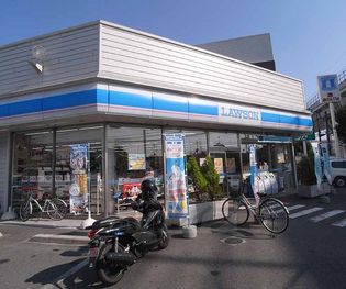 ローソン伏見竹田店まで137m 竹田エリアのコンビニです。
