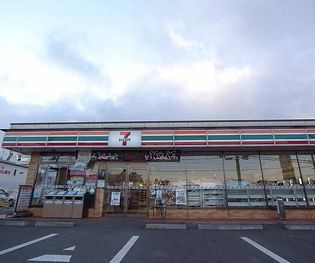 セブンイレブン京都上桂山田口店まで450m