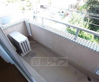 パーパス21の開放感あるバルコニー