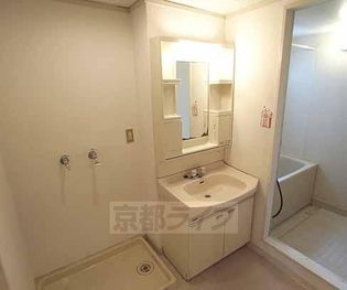 京都府京都市右京区嵯峨朝日町の賃貸マンションの画像