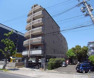 京都府京都市右京区西京極南大入町の賃貸マンションの画像