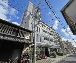 クリスタルグランツ京都高辻の画像