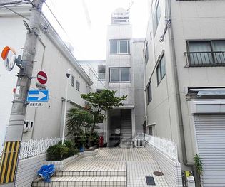 京都府京都市中京区西ノ京南大炊御門町の賃貸マンションの画像