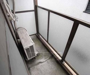 メゾンナガサワの室外機です。