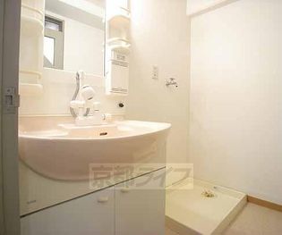 Requie上桂の便利なシャンプードレッサー