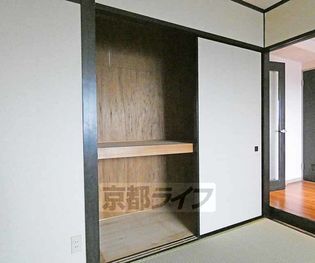 リアライズ金閣寺の収納です。