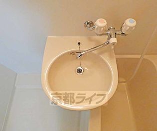 ウィズ山喜の洗面器です。