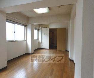 上賀茂松柏の画像