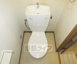 プレステージ翼の清潔感のあるトイレ・