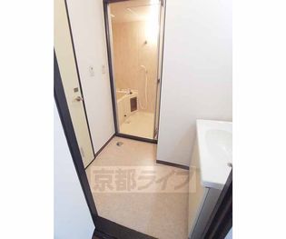 プルミエール勧修寺の画像