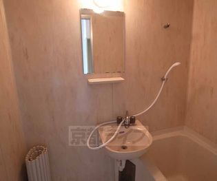 プルミエール勧修寺の画像