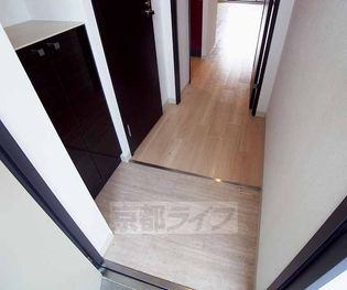 マリーベルウィングの下駄箱も完備されているきれいな玄関です・