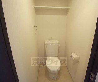 マリーベルウィングのキレイなセパレートのトイレです