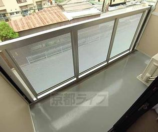 レオパレスUrban桂坂の洗濯物はこちらへ