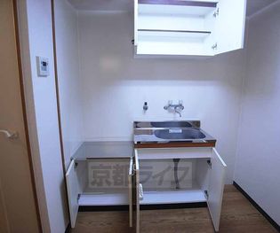 ブランドールO&Kの上下に充実の収納。