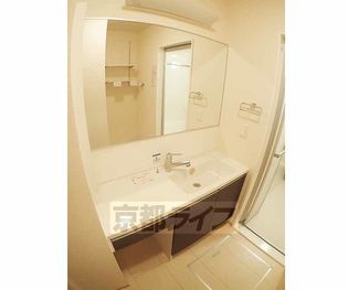 ラ・セゾン嵐山のシャンプードレッサーです。