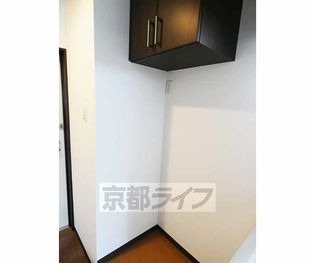 フェリーチェ妙蓮寺の冷蔵庫置き場、収納