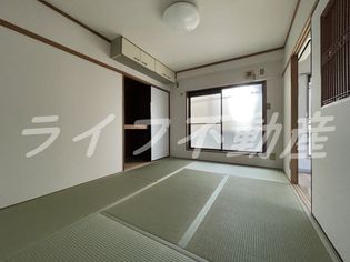 サンライフ若江東の趣のある和室です