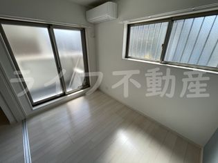 Le Grand Lotusのゆったりした洋室です