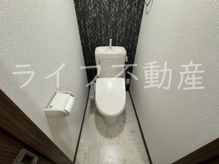 コンパクトで使いやすいトイレです