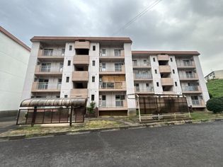 三室山コープタウン8号棟の画像