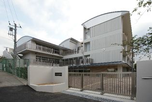 ルネジェームス山の画像