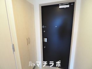 エステート金山の玄関