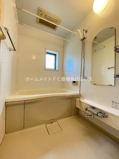 キャトルコートのバス