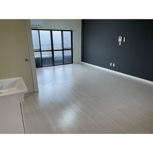 サンライズ・コーポ足立の画像