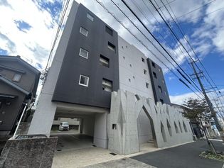 セイザンコートの画像