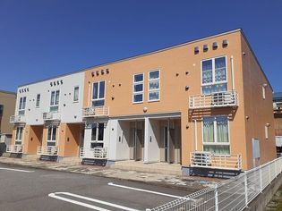 富山県富山市永久町の賃貸アパートの画像