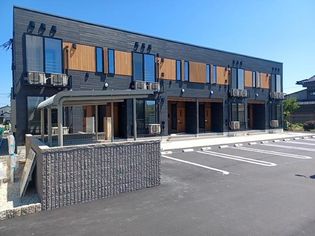 富山県富山市金泉寺の賃貸アパートの画像