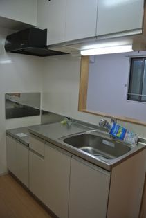 グランステラのコンパクトなキッチンで掃除もラクラク