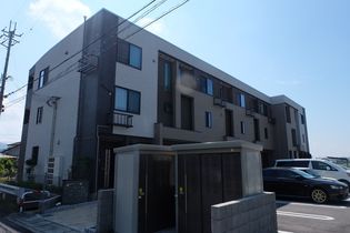 ベストウォール篠原の画像