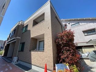 ライブリーポトス江波の画像