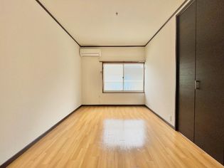 サクセスホワイトの居室・リビング