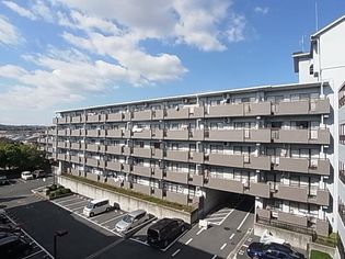 奈良県奈良市西登美ヶ丘2丁目の賃貸マンションの画像