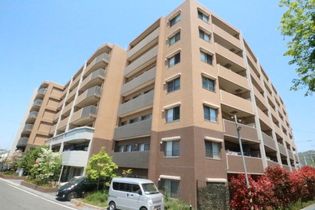 奈良県奈良市肘塚町の賃貸マンションの画像