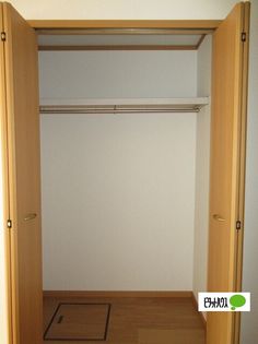 グレースコートBのクローゼット