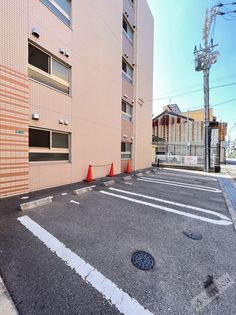 ゆったりとした駐車場、出発もお帰りもスムーズに♪