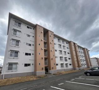 青山台住宅60号棟の画像