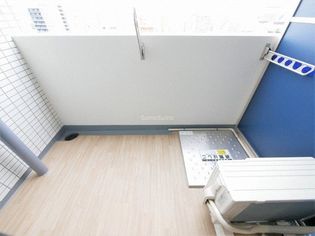 落ち着いた時間を過ごせるバルコニーです