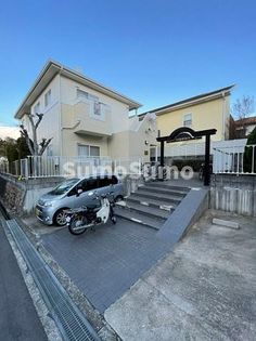 兵庫県西宮市仁川百合野町の賃貸アパートの画像
