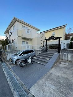 兵庫県西宮市仁川百合野町の賃貸アパートの画像